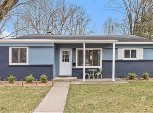 2815 Beacon Hl, Ann Arbor, MI 48104