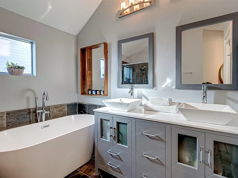 4308 Lillian St #A — Photo 40