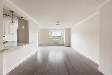 122 Ashland Place