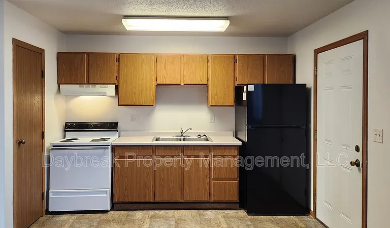 1315 34th Street Cir S #202 — Photo 5