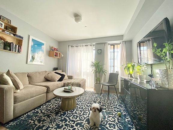 5th image of 24-54 37th St #3R