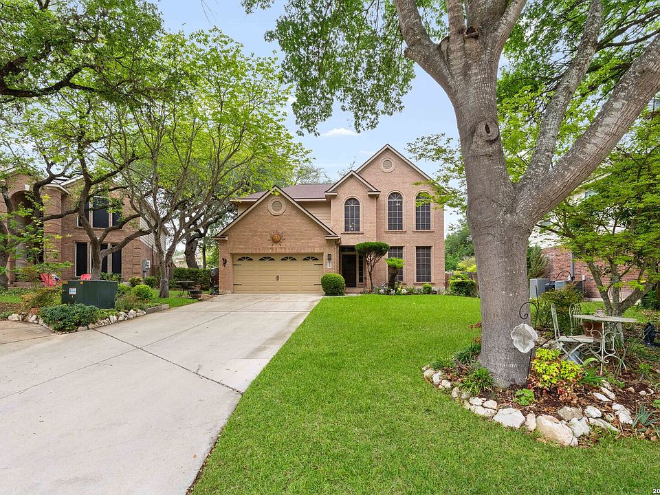 1st image of 2620 COVE TRL
