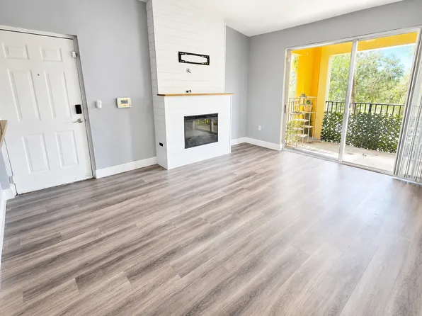 2251 W Preserve Way APT 301, Hollywood, FL 33025