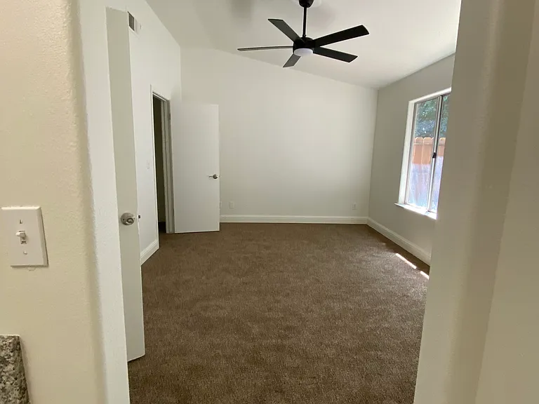 5260 E Wildflower Ln — Photo 16