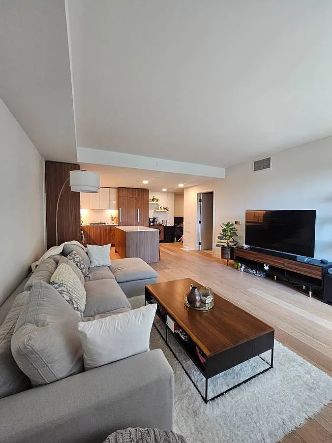 1 bed, 872 sqft, $4,800 — Photo 2