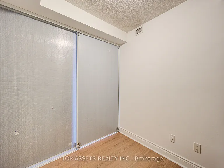 10 Northtown Way #606 — Photo 12
