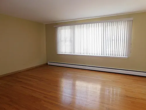6762 N Sauganash Ave #2S Photo 1