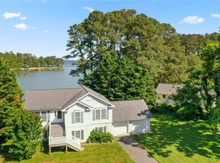 415 Hopedale Farm Rd, Reedville, VA 22539