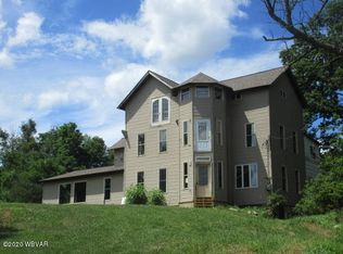 664 Blank Ln, Williamsport, PA 17702