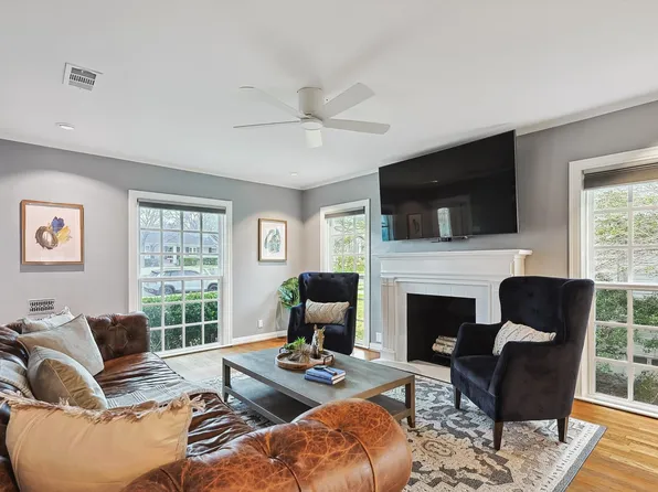 6367 McCommas Blvd, Dallas, TX 75214