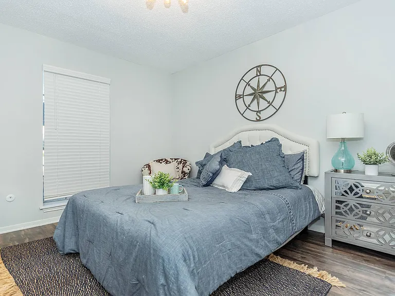 Galleria Flats Apartments — Photo 40