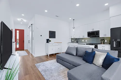 2165 Gabriels Pl #1110 Photo 1