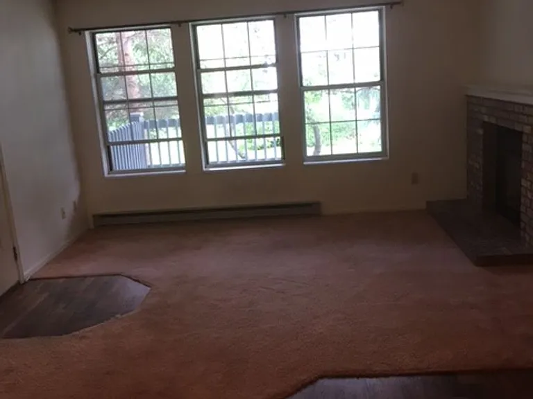 1601 W Swallow Rd #F5 — Photo 2