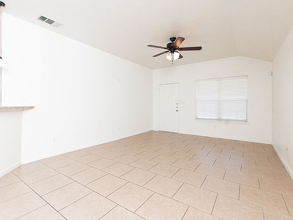 4th image of 4602 Cambridge Dr #A