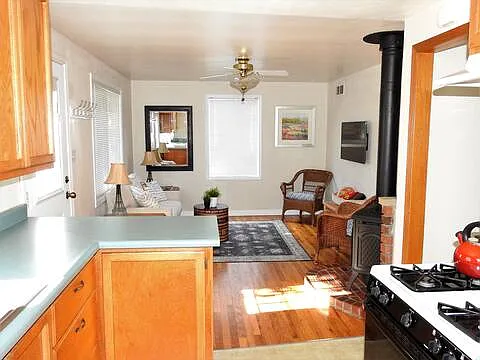 2510 Iron St — Photo 5