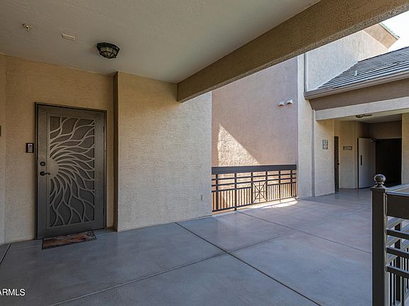 4th image of 420 W 1ST Street #328