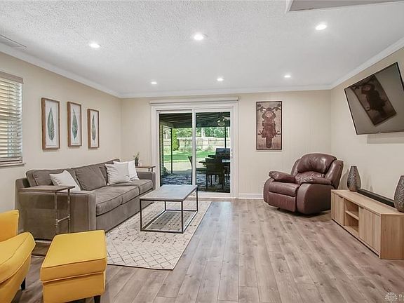5th image of 4881 Archmore Dr