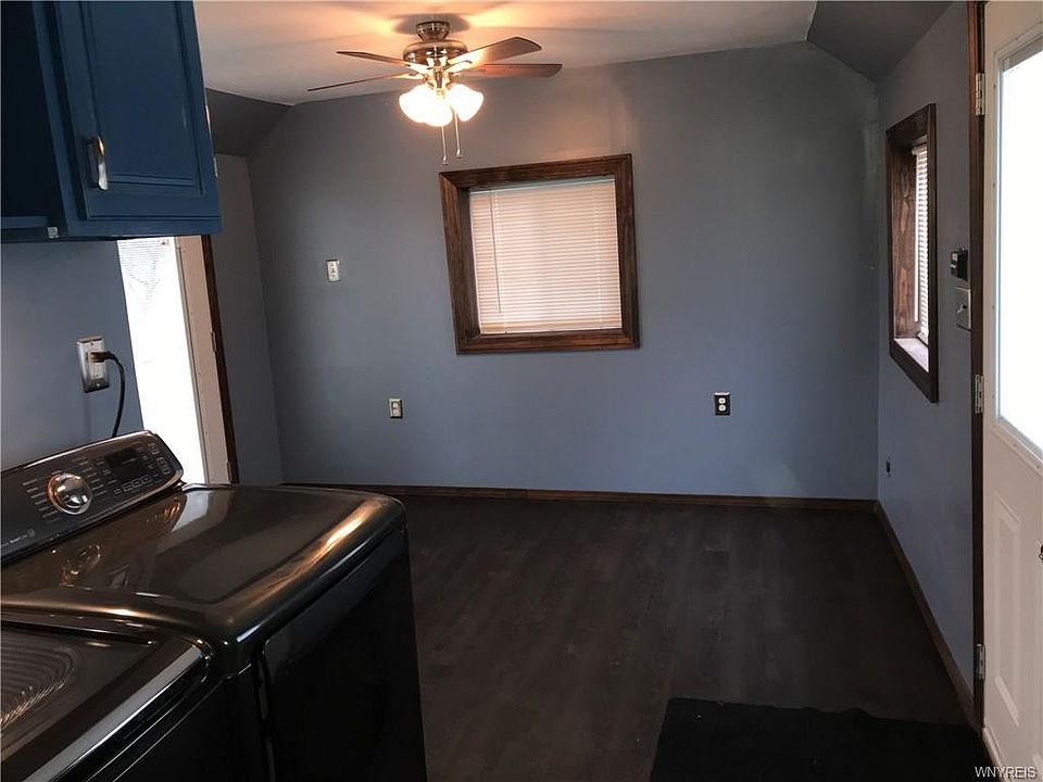 90 Crandon Blvd, Cheektowaga, NY 14225 Zillow