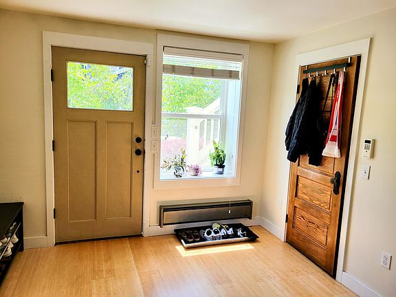 entry foyer and walk-in entry closet (about 4ft x 5ft)