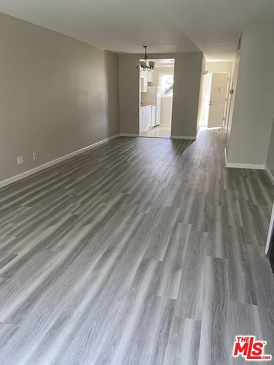 2 bed, 2.0 bath, 1056 sqft, $4,390 — Photo 4
