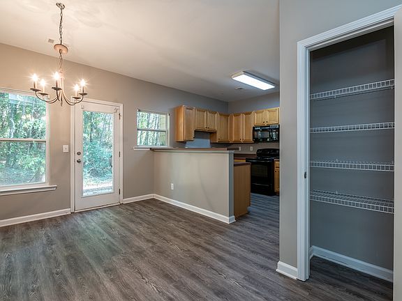 KH_585_1408McWilliamsRd_Web-9736_09202022