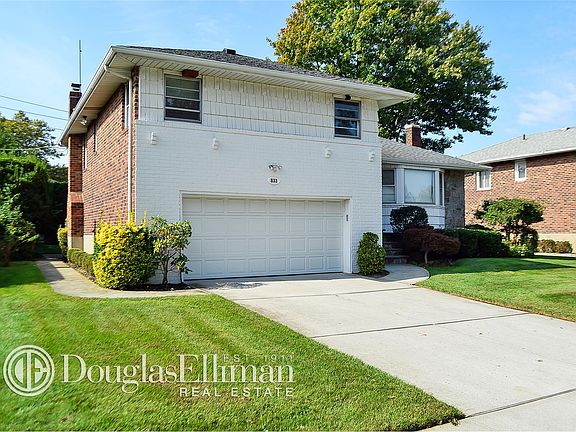 2nd image of 833 Edgewood Dr