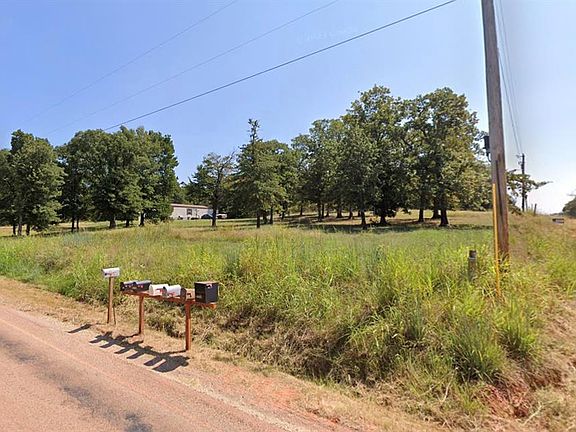 5th image of 10901 Cherokee Way