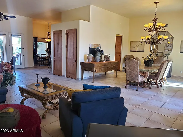 5118 W Winston Dr — Photo 33