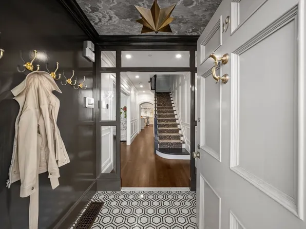 19 Charles River Sq, Boston, MA 02114