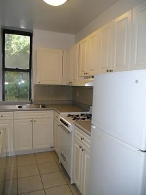 Rented by Rent Manhattan | media 6