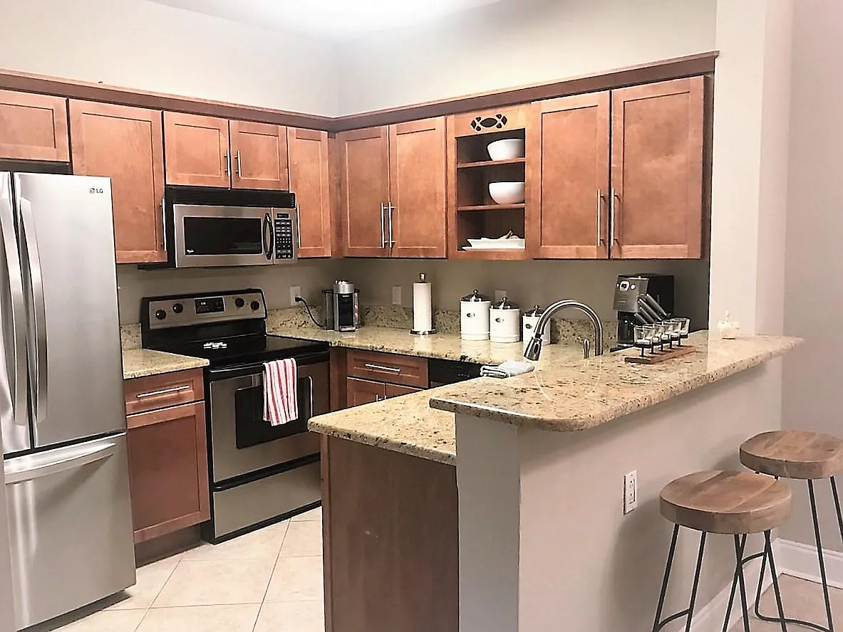 230 Colima Ct — Photo 4