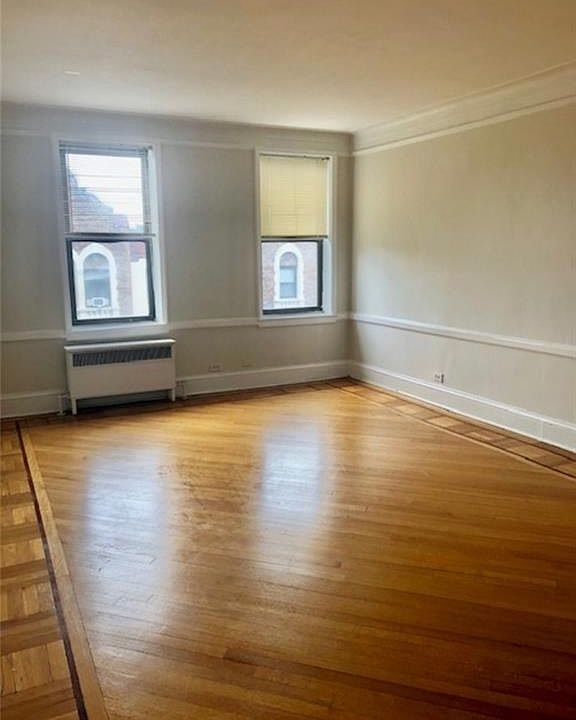 1st image of 1 Broad Pkwy APT 4B