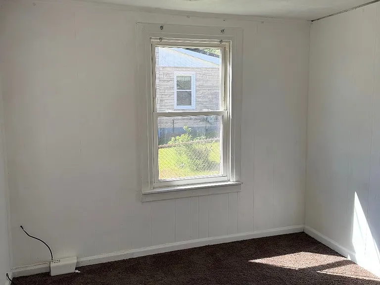 122 N Summit Ave — Photo 9