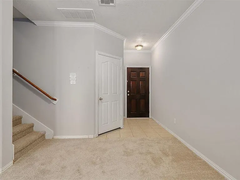 11515 Champions Green Dr — Photo 4