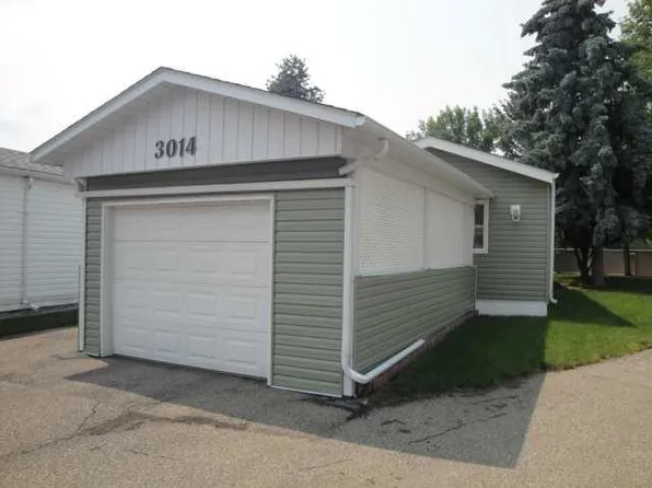 3014 29th St S, Lethbridge, AB T1K 6S7