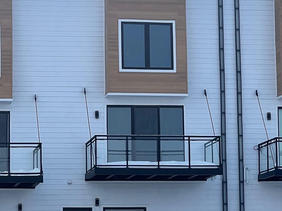 2nd image of 228 S Highway 71 Unit A2