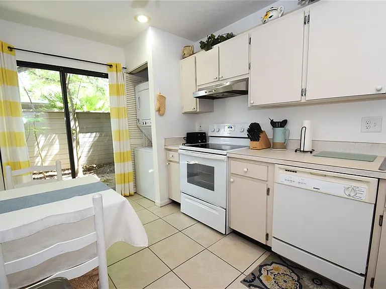 1620 Boathouse Cir #GR103 — Photo 2