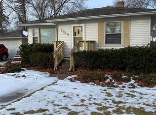 1642 Ruddiman Dr, Muskegon, MI 49445