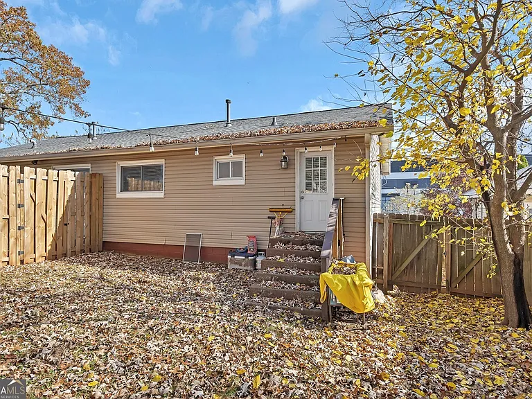 1040 Herndon St NW #A — Photo 25