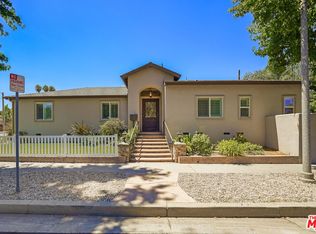 17321 Hatteras St, Encino, CA 91316