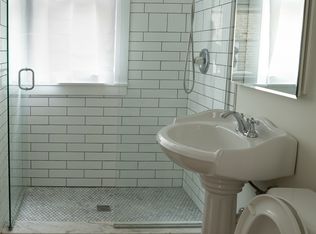 3541 N Whipple St #2, Chicago, IL 60618