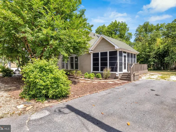 303 Coulter St, Milton, DE 19968