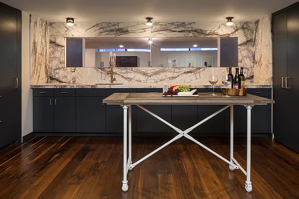 Rented by Domain Companies | media 2