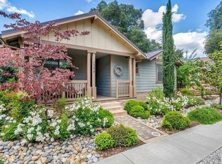 1384 Magnolia Ave, Saint Helena, CA 94574