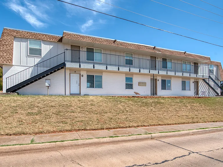 1001 E Main St #A-1 — Photo 15