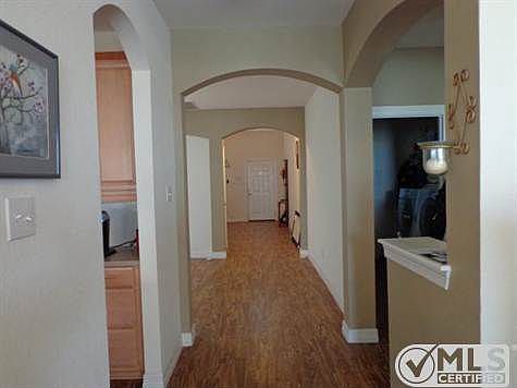5th image of 205 Bluefinch Dr