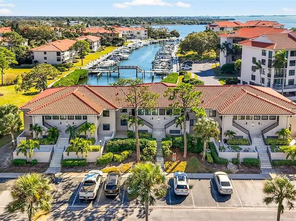 1805 Mariner Dr APT 52, Tarpon Springs, FL 34689