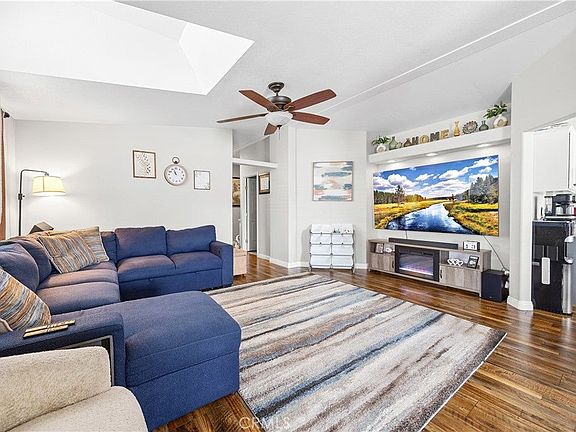 5th image of 626 Dearborn St #189