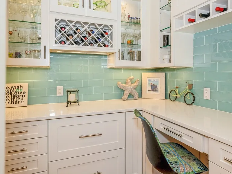 27 Lamb Ave — Photo 11