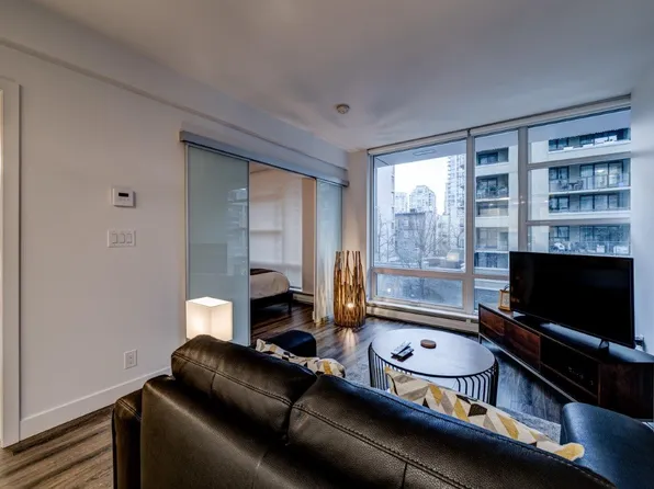 1283 Howe St N, Vancouver, BC